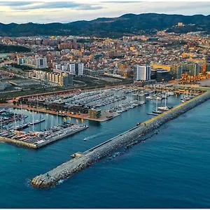 https://casa-en-el-port-maritim-de-badalona.catalonia-hotels.com